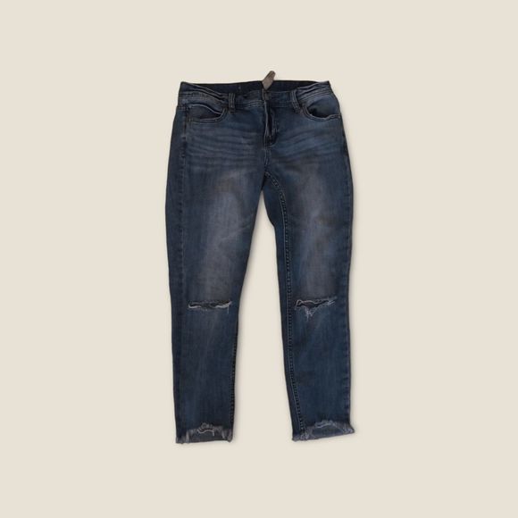 Free People Straight Leg Ripped Jeans Size 28